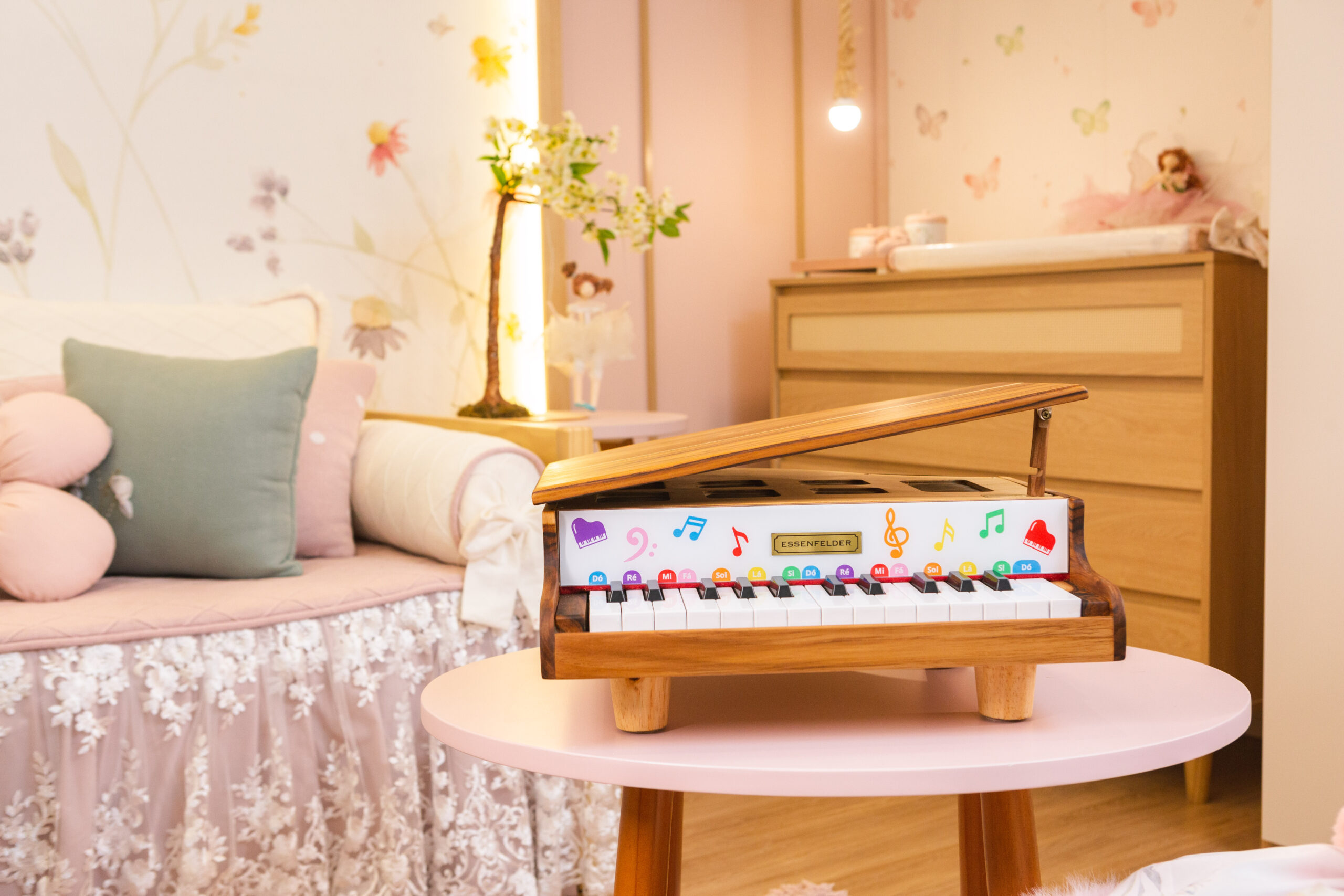 Mini Piano Essenfelder EM58