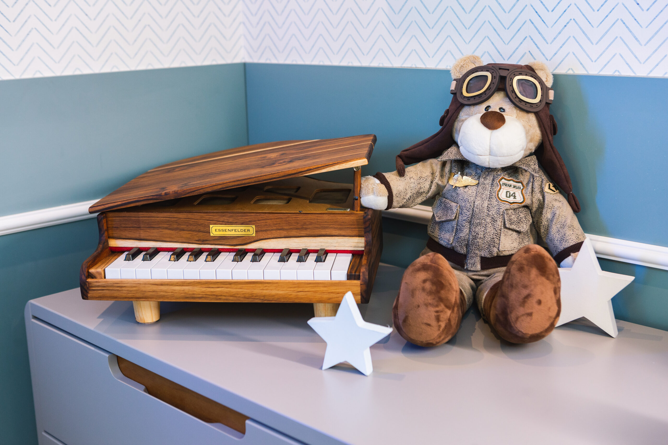 Mini Piano Essenfelder EM58 para descoberta musical