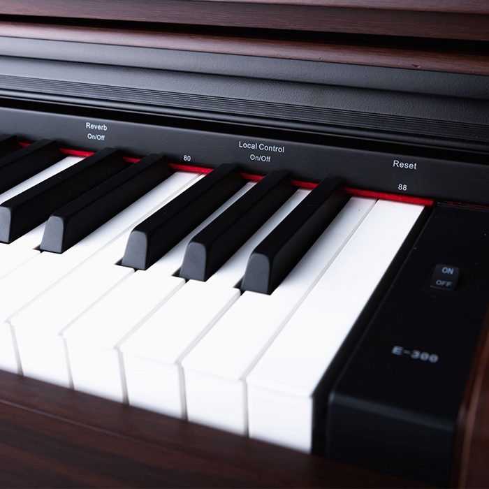 Piano Digital E300 Marrom